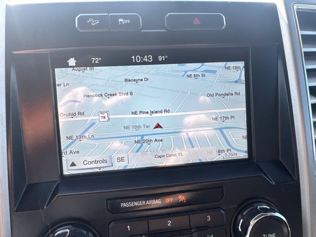 Used 2016 Ford F150 Lariat AWD/4WD image 11