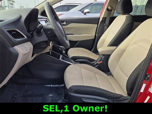Used 2022 Hyundai Accent SEL image 10