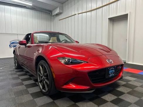 Used 2020 MAZDA MX-5 Miata RF Grand Touring RWD image 2