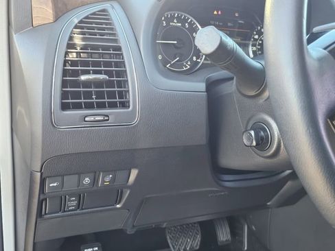 Used 2023 Nissan Armada SL w/ Cargo Package image 19