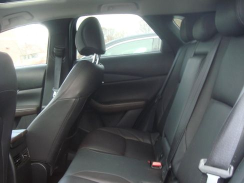 Used 2024 MAZDA CX-30 AWD 2.5 S w/ Premium Package image 19