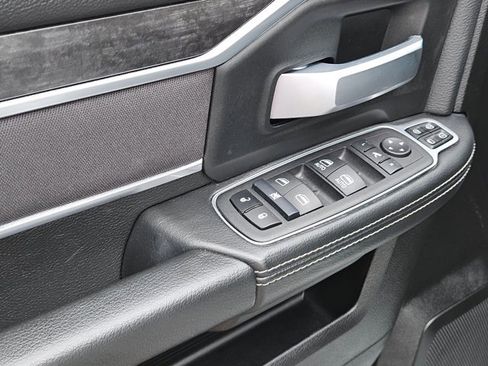 Used 2024 RAM 2500 Big Horn w/ Bed Utility Group image 11