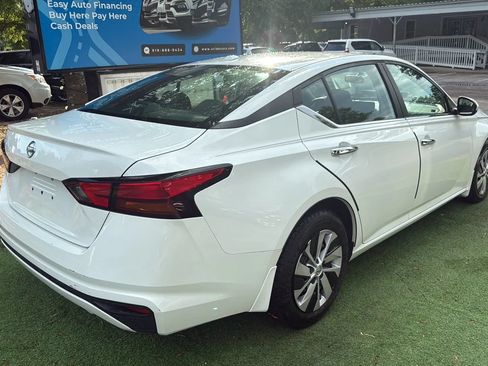 Used 2019 Nissan Altima 2.5 S FWD image 7