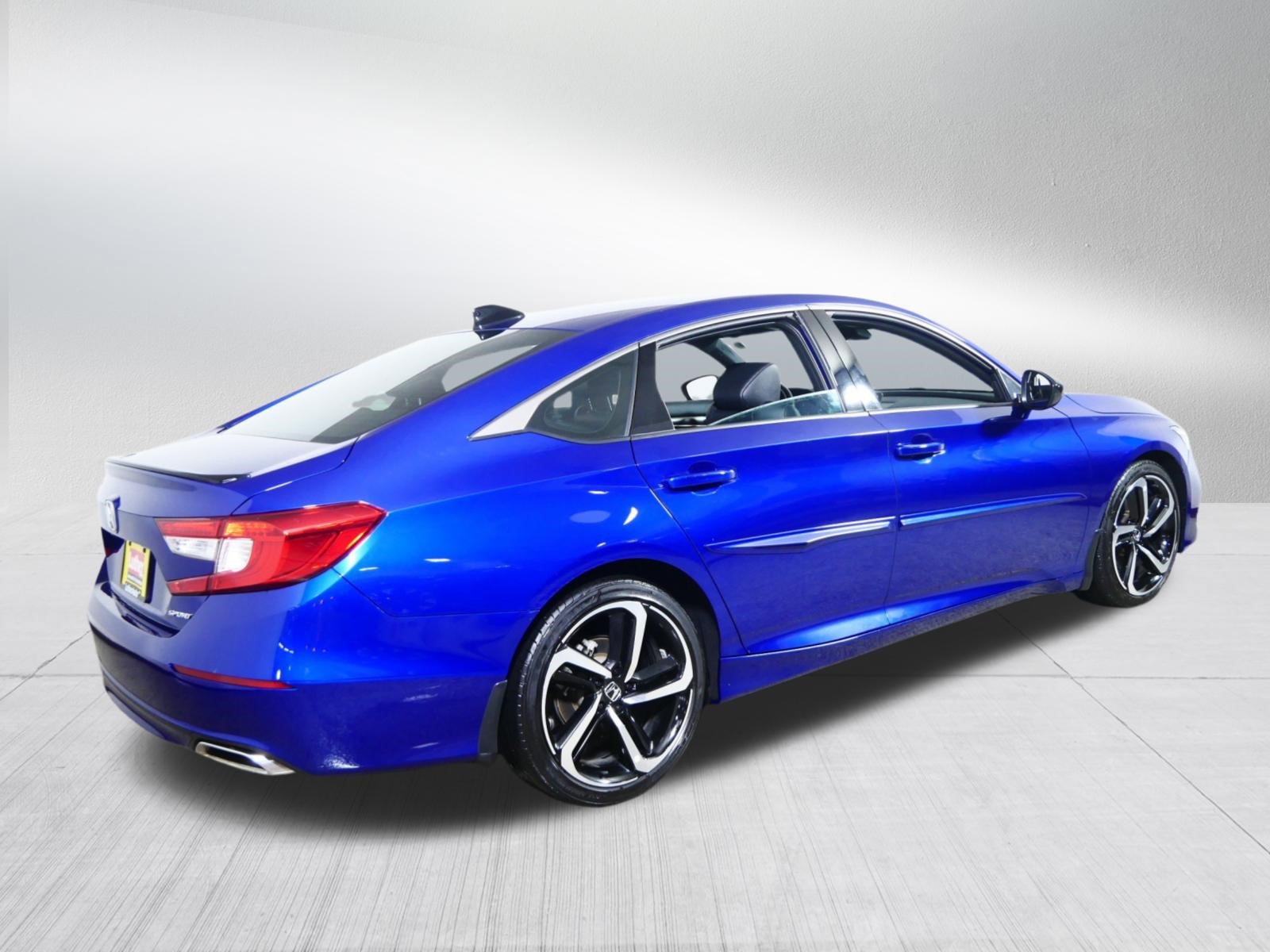 Used 2022 Honda Accord Sport image 7