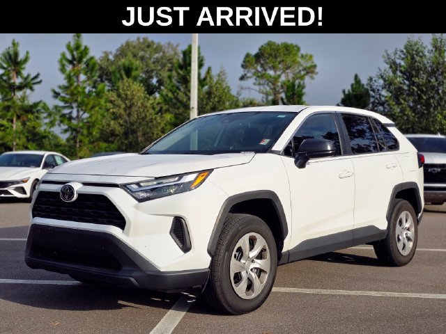 Used 2024 Toyota RAV4 LE FWD image 1