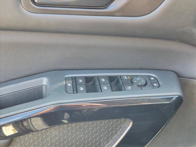 Used 2024 Nissan Pathfinder SV FWD image 13