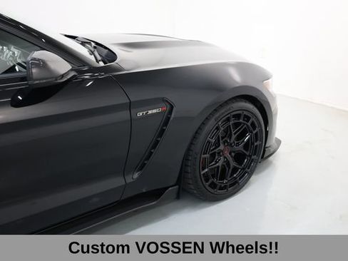 Used 2019 Ford Mustang Shelby GT350R w/ GT350R Equipment Group 920A RWD image 16
