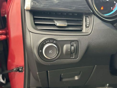 Used 2017 Buick Envision Essence image 16