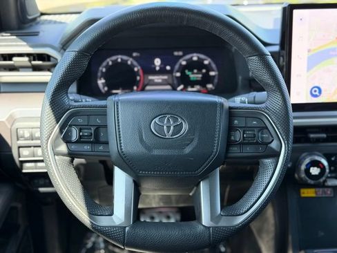 Used 2024 Toyota Tacoma TRD Sport w/ TRD Sport Premium Package AWD/4WD image 20
