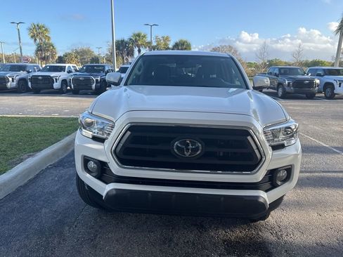 Used 2023 Toyota Tacoma SR5 image 5