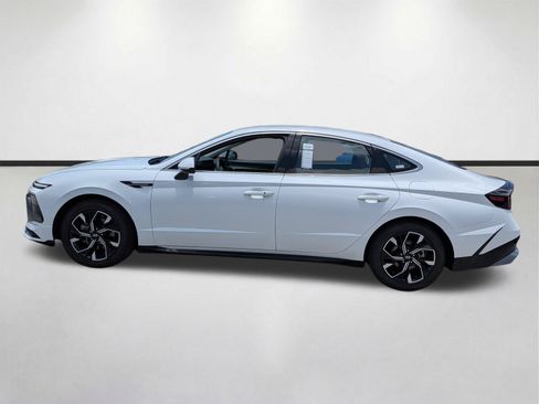 Used 2024 Hyundai Sonata SEL FWD image 7