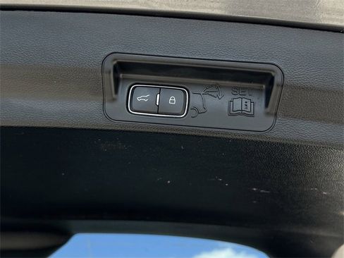 Used 2023 Ford Explorer ST-Line image 29