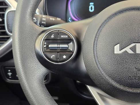 Used 2024 Kia Soul LX w/ Option Group 015 FWD image 20