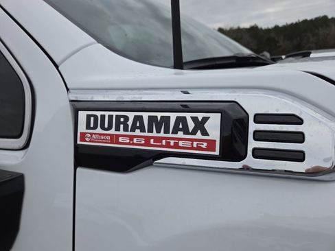 New 2026 GMC Sierra 3500 SLE w/ SLE Convenience Package image 13