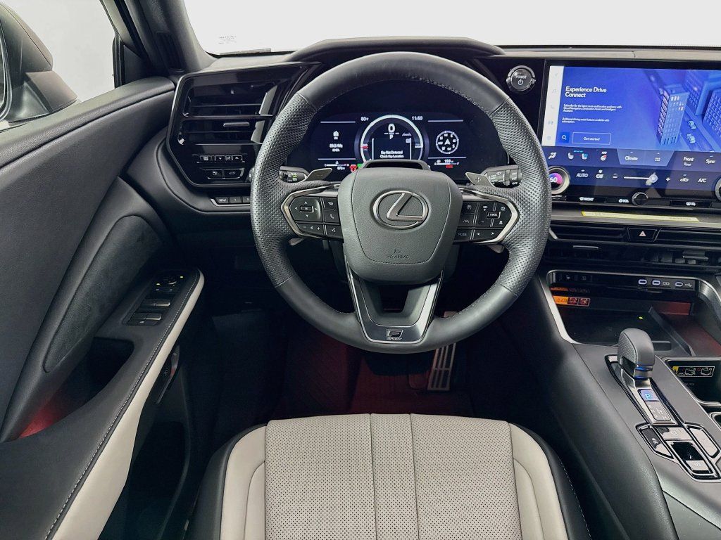 Certified 2026 Lexus TX 500h AWD w/ Technology Package image 23