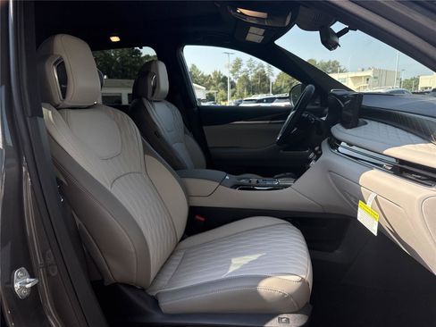 New 2026 INFINITI QX60 Autograph w/ Dark Cargo Package image 24