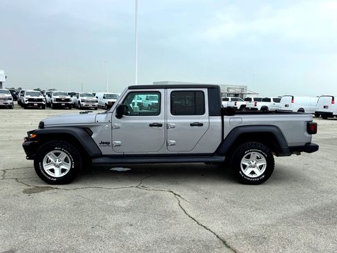 Used 2020 Jeep Gladiator Sport w/ Quick Order Package 24S AWD/4WD image 10