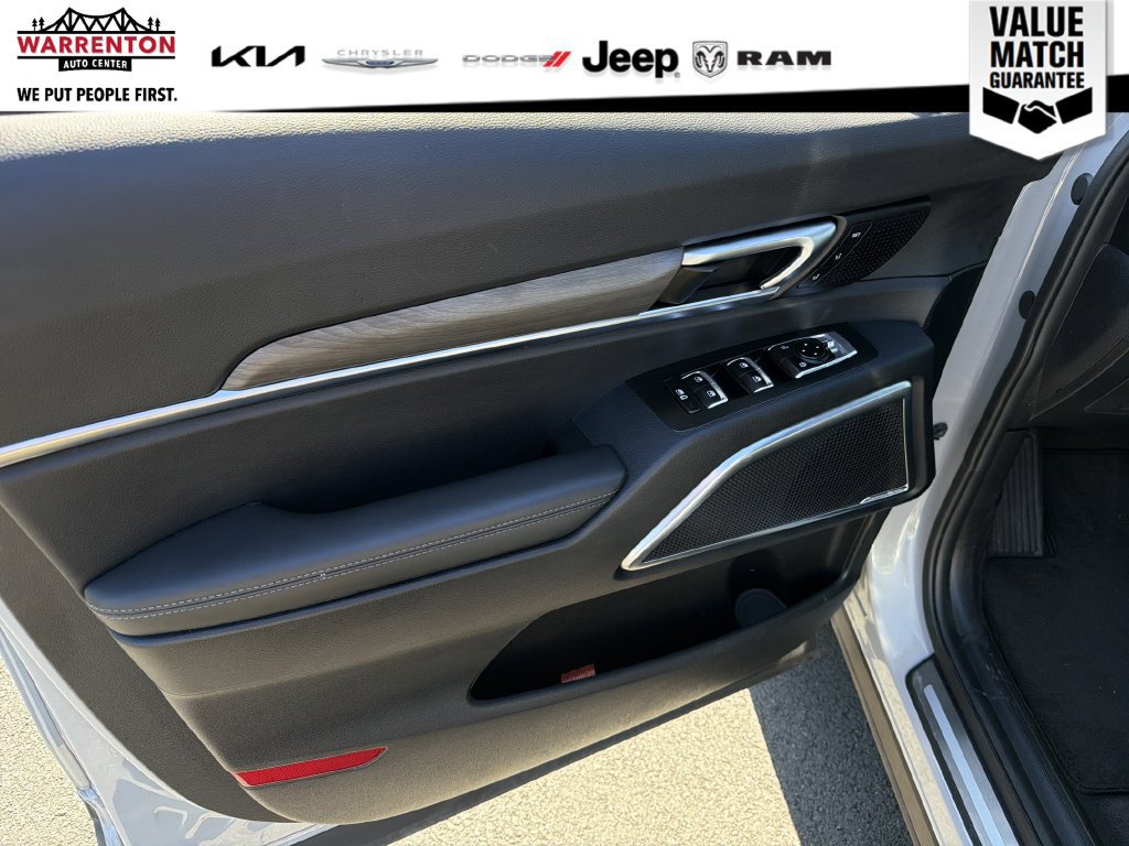 Used 2024 Kia Telluride SX X-Line AWD/4WD image 17