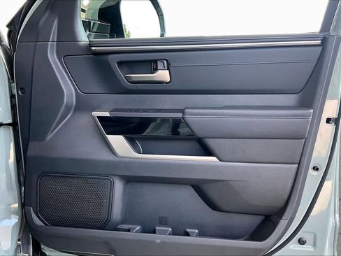 Used 2024 Toyota Tundra Limited AWD/4WD image 23