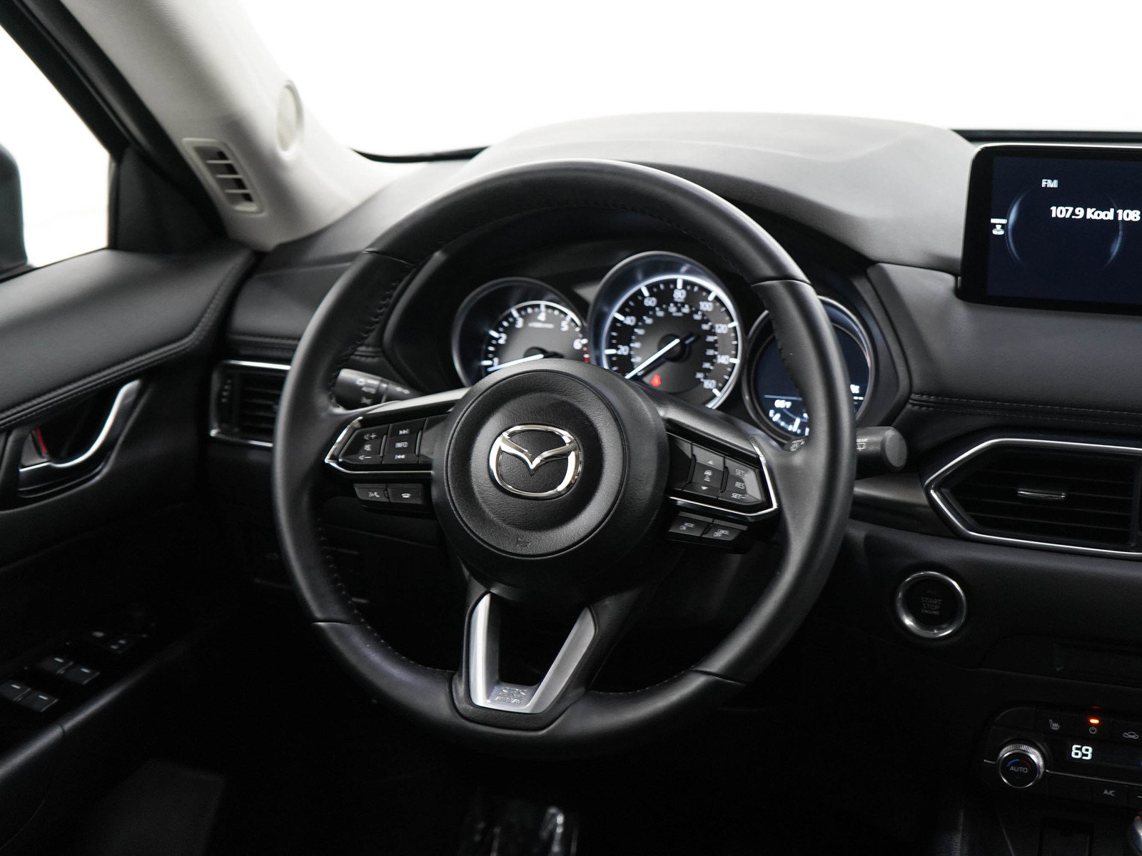 Used 2025 MAZDA CX-5 AWD 2.5 S w/ Preferred Package image 13