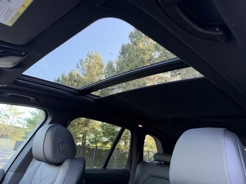 New 2026 BMW X5 sDrive40i w/ M Sport Package image 19