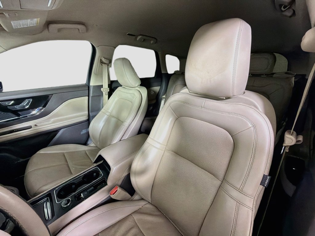 Used 2022 Lincoln Corsair Reserve w/ Elements Package FWD image 14