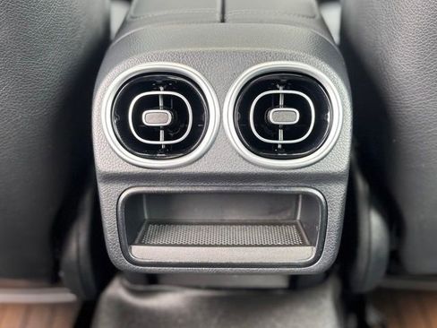 Used 2024 Mercedes-Benz C 300 4MATIC Sedan image 33