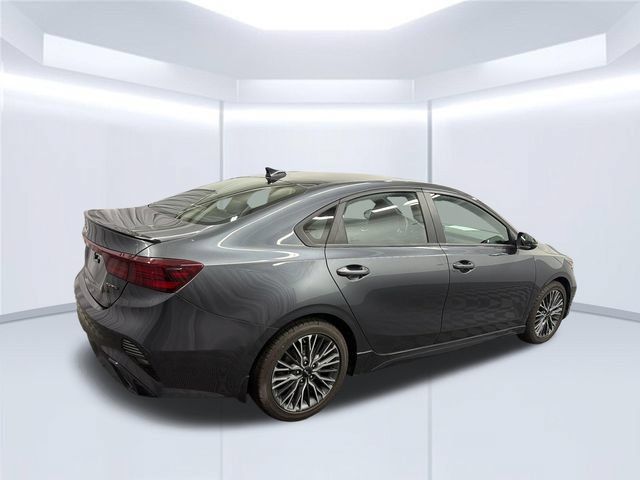 Certified 2023 Kia Forte GT-Line w/ GT-Line Premium Package FWD image 6