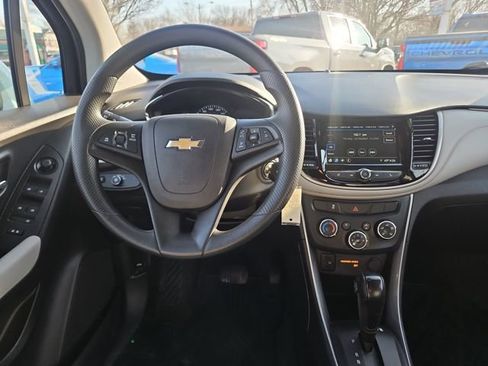Used 2019 Chevrolet Trax LS w/ Tint and Cruise Package image 10