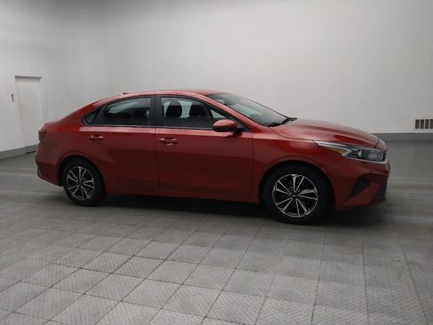 Used 2022 Kia Forte LXS image 11