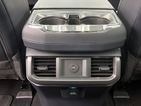 Used 2025 Ford F150 Lariat image 37