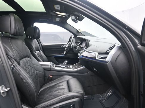 Used 2023 BMW X5 M50i w/ Executive Package AWD/4WD image 32
