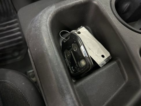 Used 2019 Chevrolet Silverado 1500 LT w/ Texas Edition RWD image 39