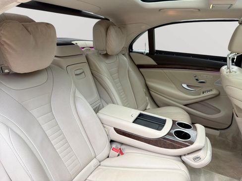 Used 2019 Mercedes-Benz S 560 Sedan image 26