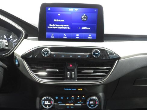 Used 2021 Ford Escape SE w/ Convenience Package FWD image 17