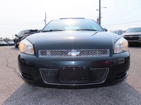 Used 2014 Chevrolet Impala LT w/ LT Sunroof Package FWD image 5