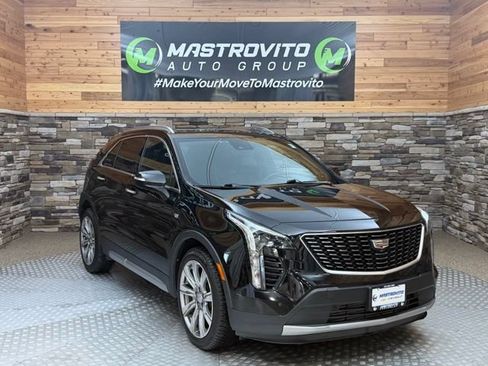 Used 2019 Cadillac XT4 Premium Luxury w/ Enhanced Visibility Package AWD/4WD image 2
