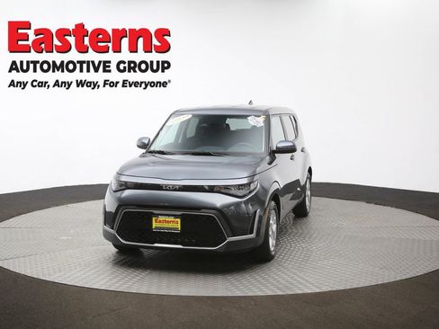 Used 2023 Kia Soul LX w/ LX Technology Package FWD image 53