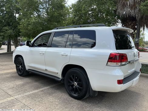 Used 2019 Toyota Land Cruiser AWD/4WD image 5