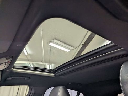 Used 2023 Mercedes-Benz GLC 300 4MATIC Coupe image 13