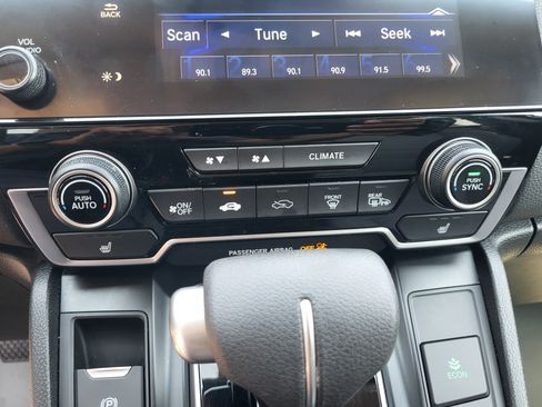 Used 2017 Honda CR-V EX image 18