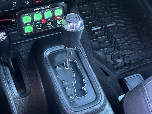 Used 2014 Jeep Wrangler Sport AWD/4WD image 22