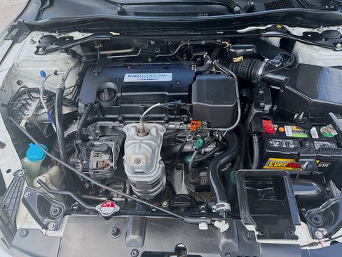 Used 2015 Honda Accord EX-L image 36