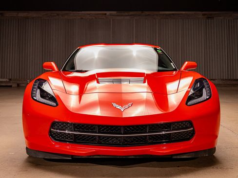 Used 2014 Chevrolet Corvette Stingray Coupe w/ 2LT Preferred Equipment Group image 2