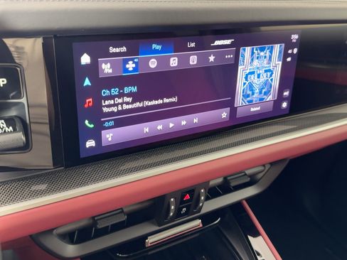 Used 2025 Porsche Cayenne E-Hybrid image 23