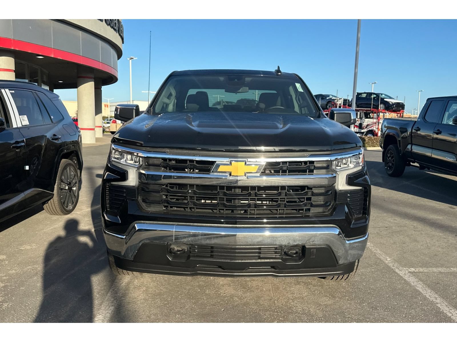 Used 2026 Chevrolet Silverado 1500 LT AWD/4WD image 3