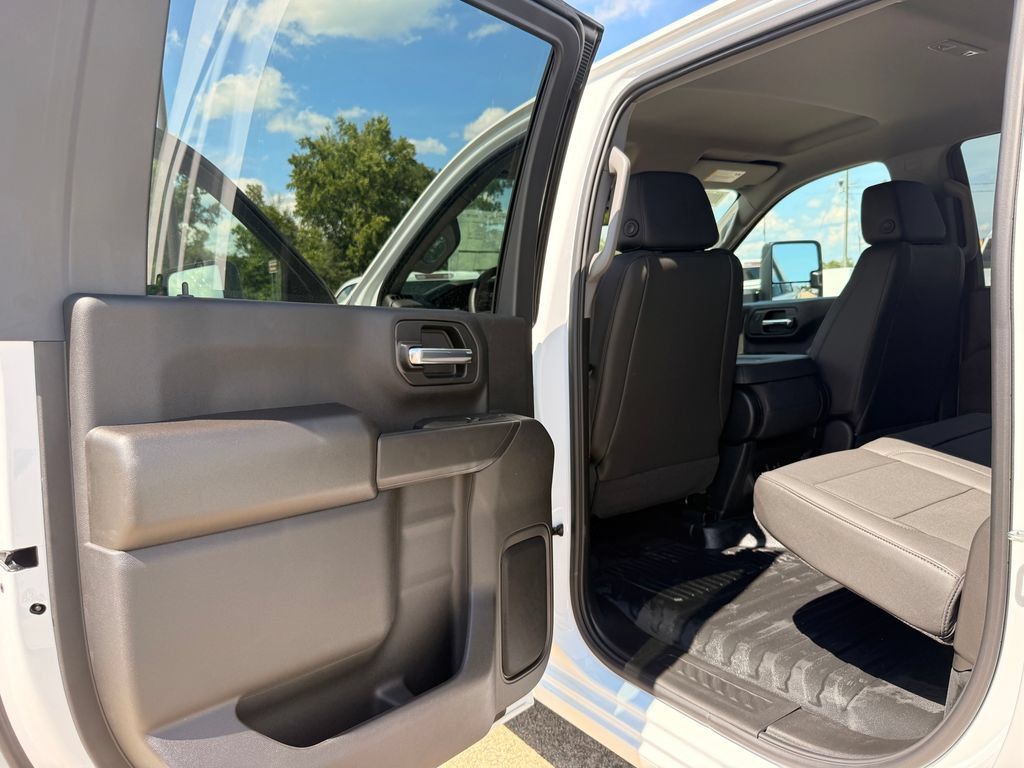 New 2026 GMC Sierra 2500 Pro w/ Convenience Package AWD/4WD image 24
