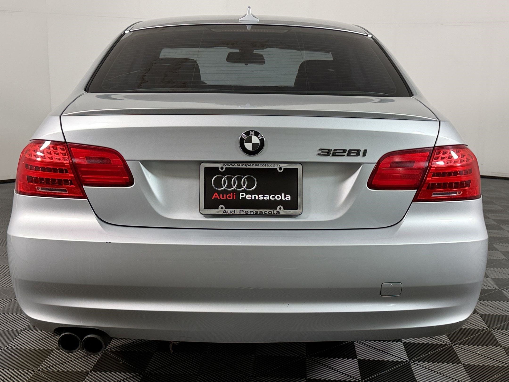 Used 2011 BMW 328i Coupe RWD image 8
