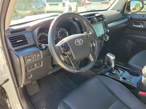 Used 2023 Toyota 4Runner TRD Off-Road Premium image 15