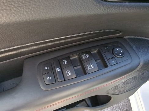Used 2024 Dodge Durango GT AWD/4WD image 13